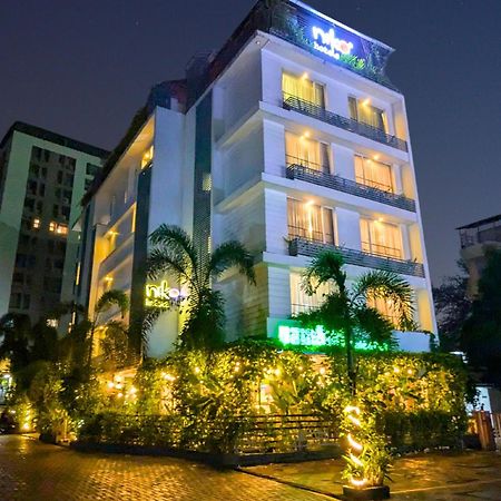 Niko Hotels Kochi Buitenkant foto