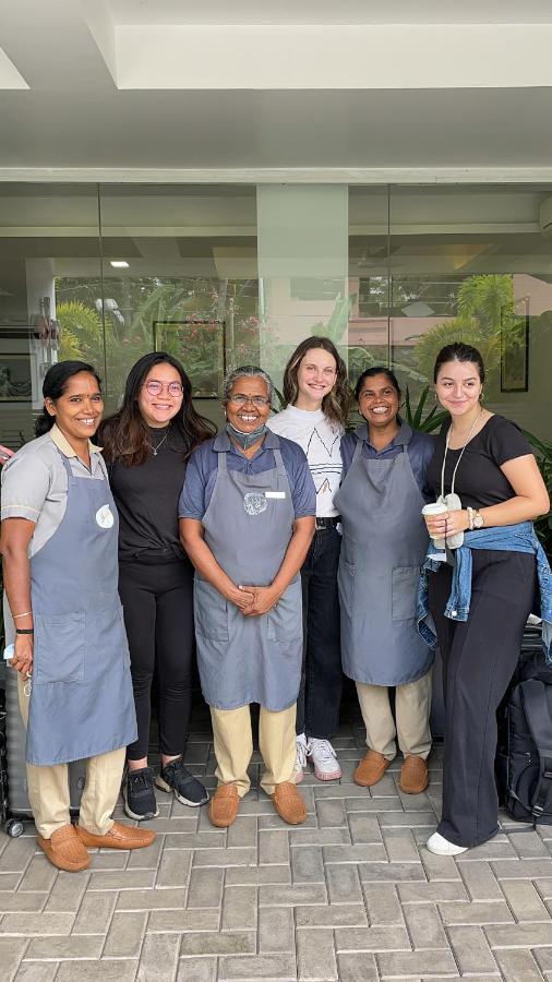 Niko Hotels Kochi Buitenkant foto