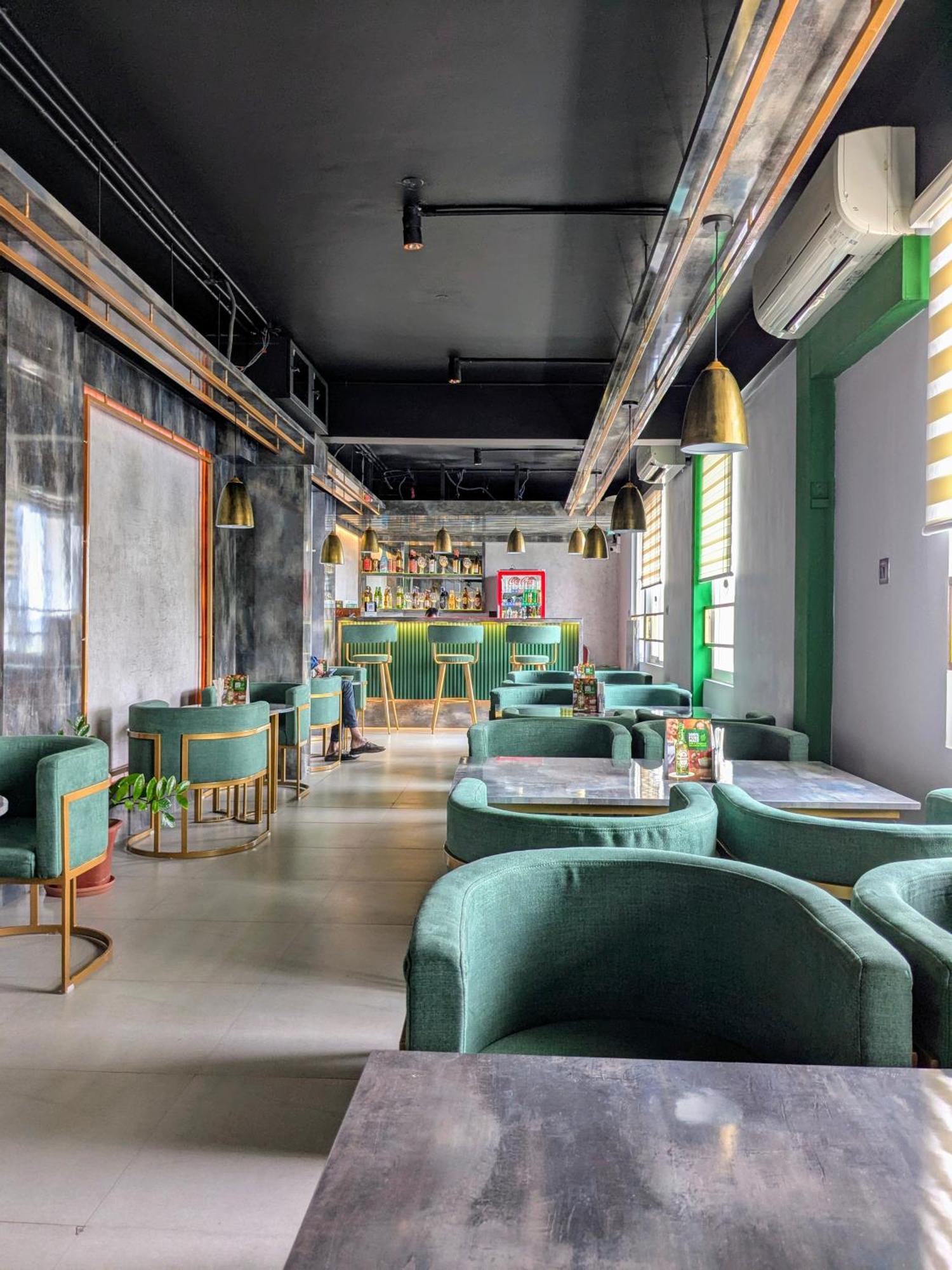 Niko Hotels Kochi Buitenkant foto