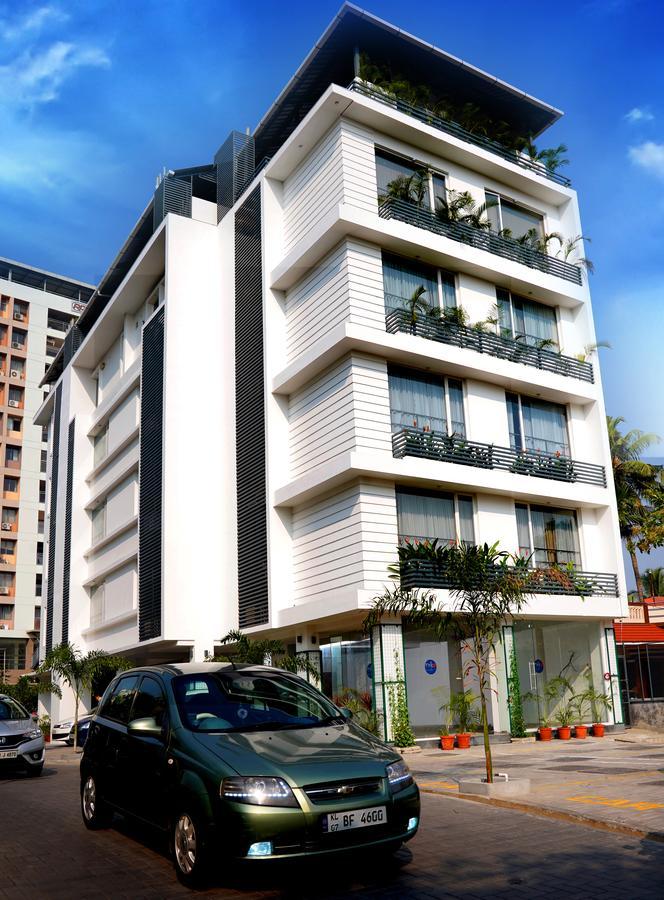 Niko Hotels Kochi Buitenkant foto