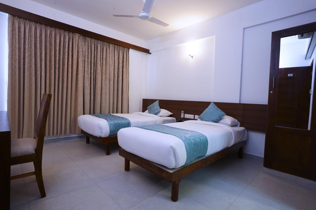 Niko Hotels Kochi Buitenkant foto